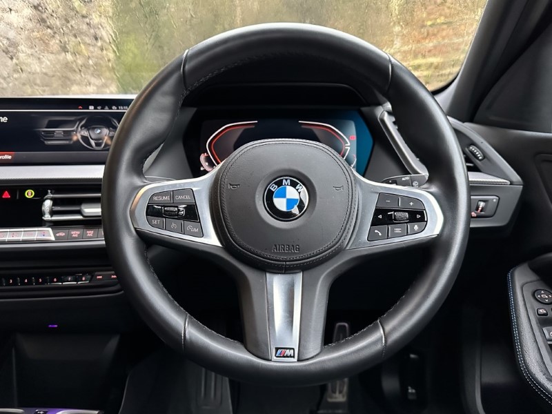 2022 (72) BMW 1 SERIES 118i M Sport 5dr  5841124