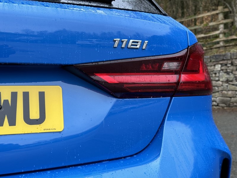 2022 (72) BMW 1 SERIES 118i M Sport 5dr  5841115