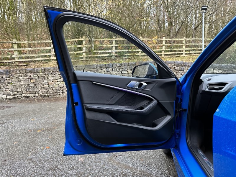 2022 (72) BMW 1 SERIES 118i M Sport 5dr  5841169