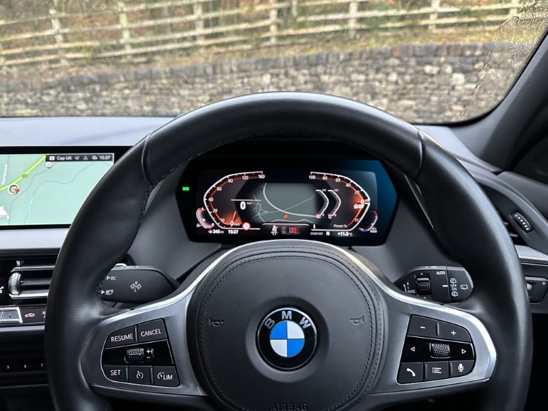 2022 (72) BMW 1 SERIES 118i M Sport 5dr  5841177