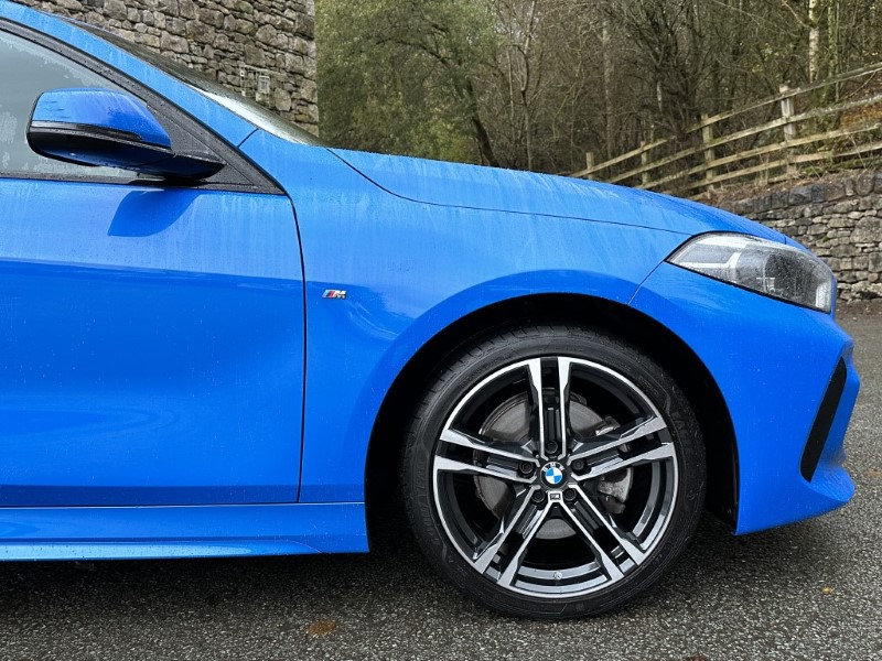 2022 (72) BMW 1 SERIES 118i M Sport 5dr  5841174