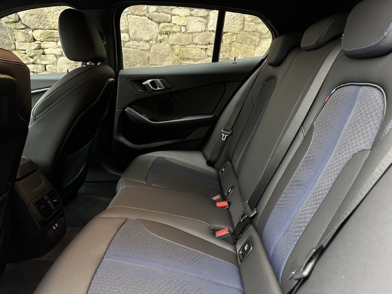 2022 (72) BMW 1 SERIES 118i M Sport 5dr  5841151