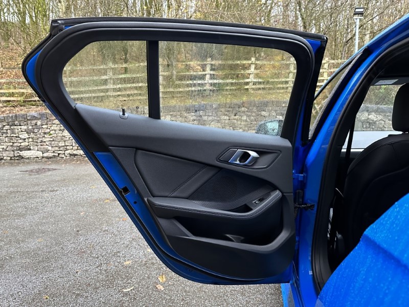 2022 (72) BMW 1 SERIES 118i M Sport 5dr  5841170