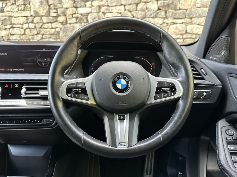 2024 (24) BMW 1 SERIES 118i M Sport 5dr  5886396