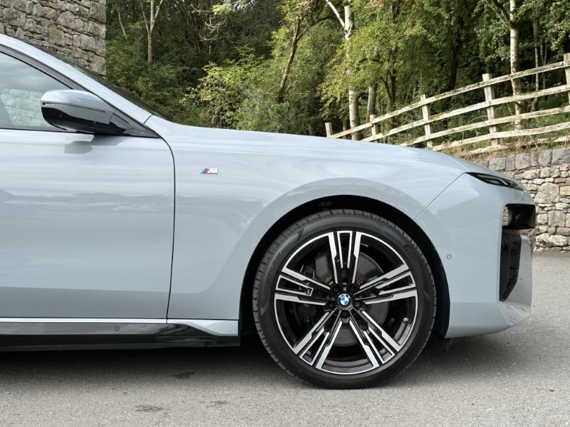 2024 (24) BMW I7 eDrive50 M Sport 5859212