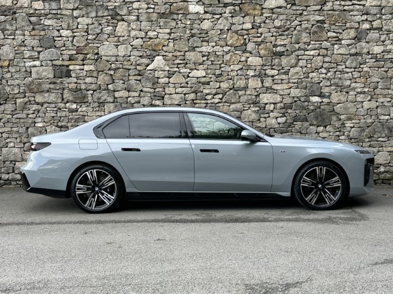 2024 (24) BMW I7 eDrive50 M Sport 5859142