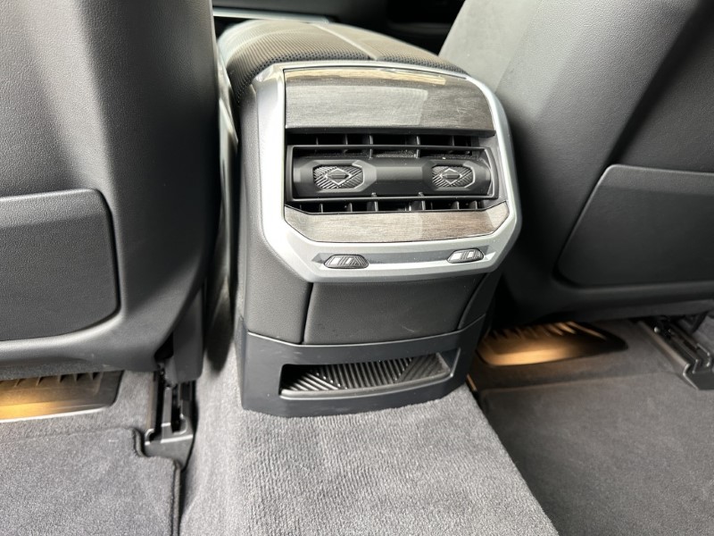 2024 (24) BMW I7 eDrive50 M Sport 5859189