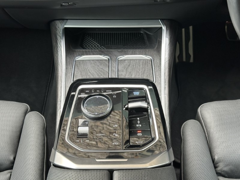 2024 (24) BMW I7 eDrive50 M Sport 5859195