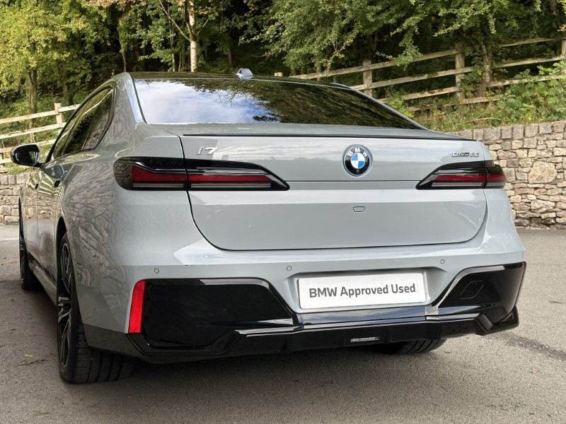 2024 (24) BMW I7 eDrive50 M Sport 5859143