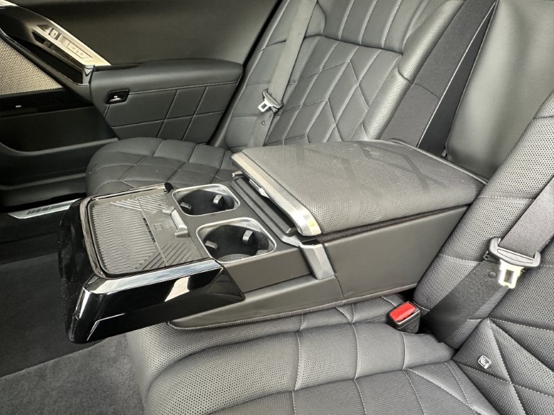 2024 (24) BMW I7 eDrive50 M Sport 5859171