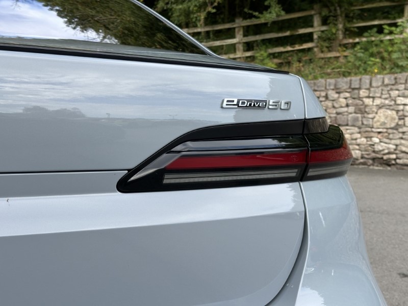 2024 (24) BMW I7 eDrive50 M Sport 5859146