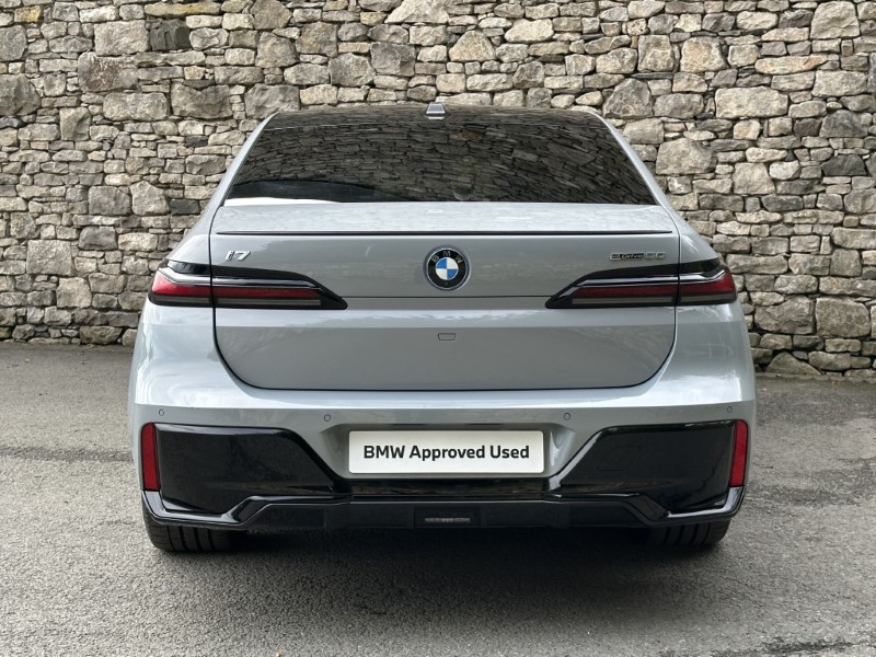 2024 (24) BMW I7 eDrive50 M Sport 5859185