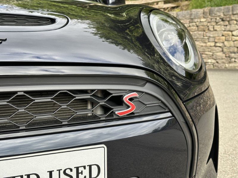 2022 (72) MINI CONVERTIBLE 2.0 Cooper S Exclusive 2dr Auto 5843116