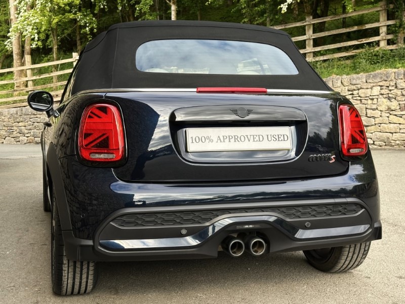 2022 (72) MINI CONVERTIBLE 2.0 Cooper S Exclusive 2dr Auto 5843085
