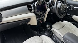 2022 (72) MINI CONVERTIBLE 2.0 Cooper S Exclusive 2dr Auto 5843117