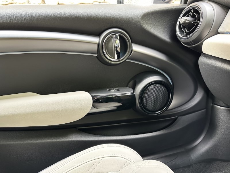 2022 (72) MINI CONVERTIBLE 2.0 Cooper S Exclusive 2dr Auto 5843106