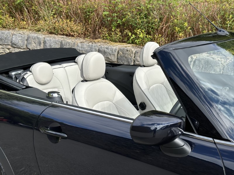2022 (72) MINI CONVERTIBLE 2.0 Cooper S Exclusive 2dr Auto 5843161