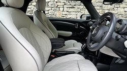 2022 (72) MINI CONVERTIBLE 2.0 Cooper S Exclusive 2dr Auto 5843092