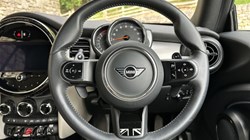 2022 (72) MINI CONVERTIBLE 2.0 Cooper S Exclusive 2dr Auto 5843098