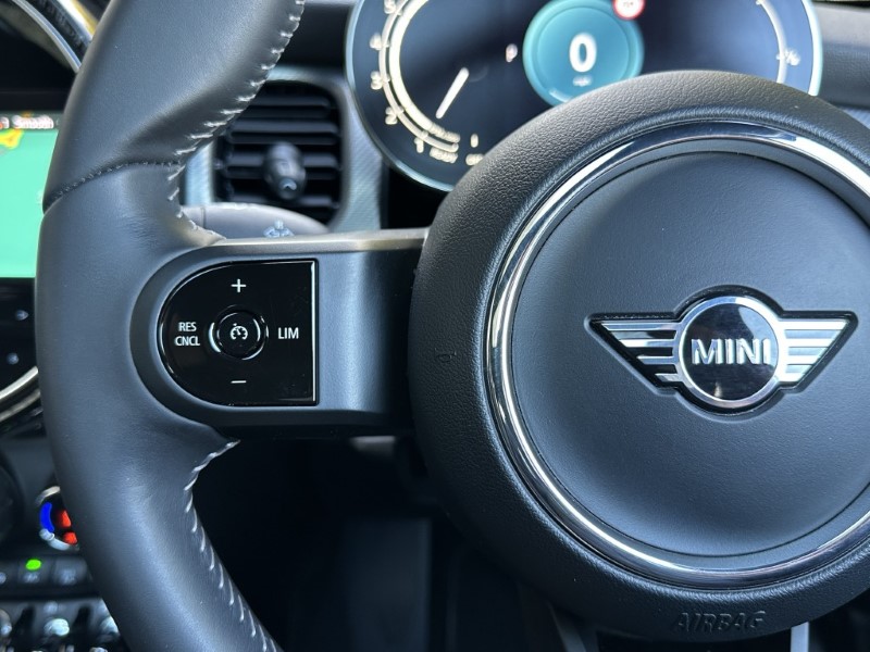2023 (73) MINI HATCHBACK 1.5 Cooper Exclusive Premium Plus 5dr Auto 5888369