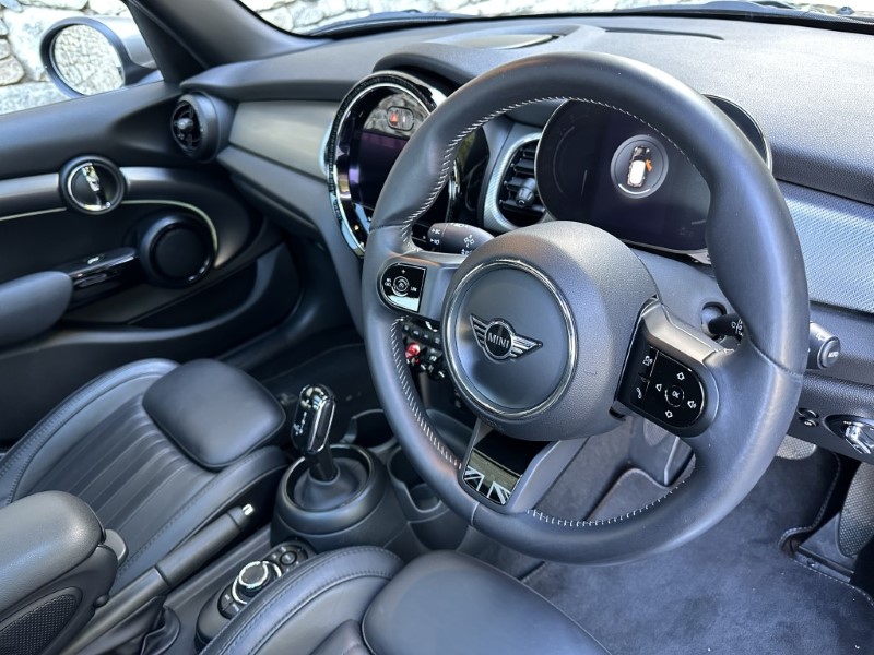 2023 (73) MINI HATCHBACK 1.5 Cooper Exclusive Premium Plus 5dr Auto 5888356