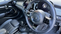 2023 (73) MINI HATCHBACK 1.5 Cooper Exclusive Premium Plus 5dr Auto 5888356