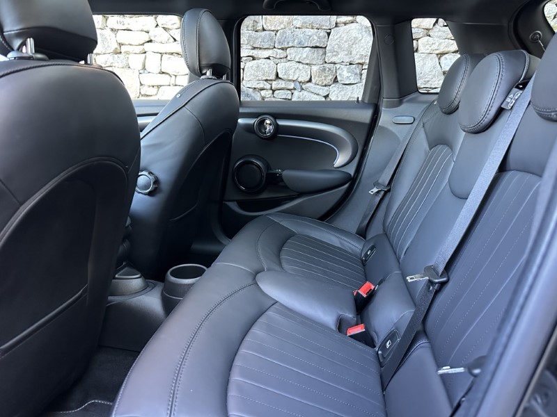 2023 (73) MINI HATCHBACK 1.5 Cooper Exclusive Premium Plus 5dr Auto 5888375