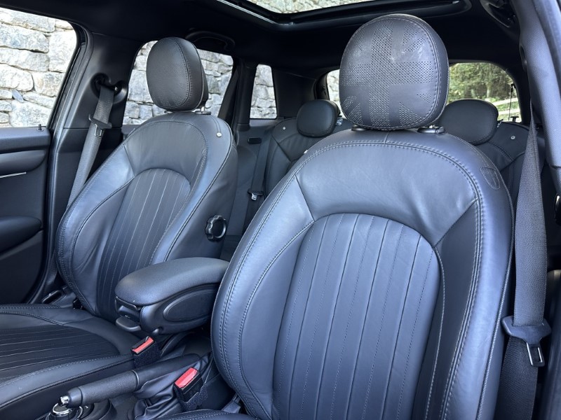 2023 (73) MINI HATCHBACK 1.5 Cooper Exclusive Premium Plus 5dr Auto 5888380