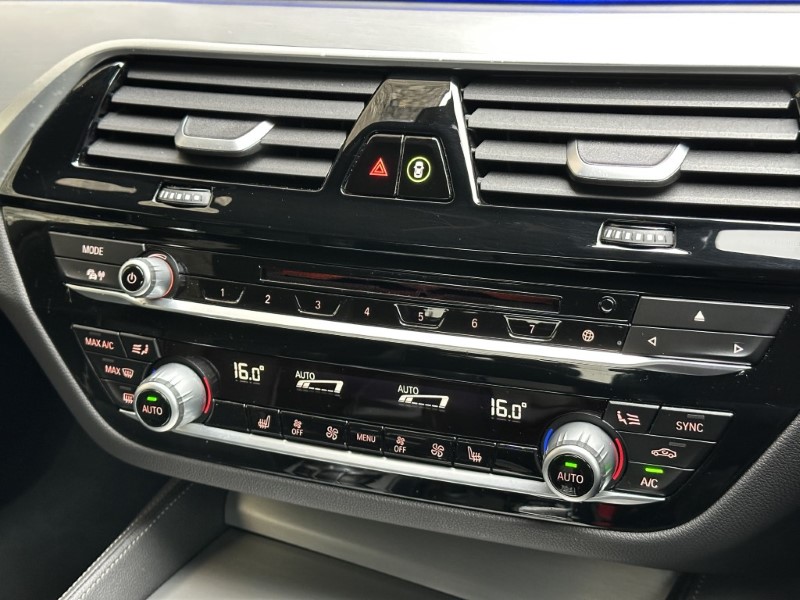 2019 (19) BMW 5 SERIES 520i M Sport Saloon  5846791