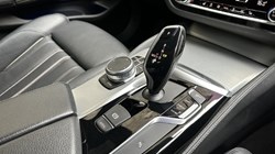2019 (19) BMW 5 SERIES 520i M Sport Saloon 5846789