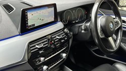 2019 (19) BMW 5 SERIES 520i M Sport Saloon 5846818