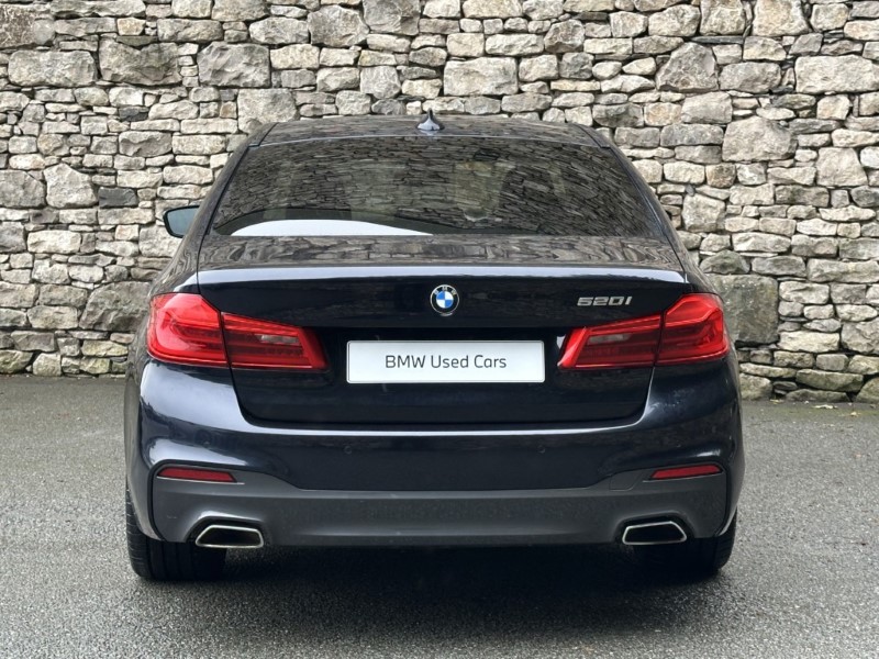 2019 (19) BMW 5 SERIES 520i M Sport Saloon  5846815