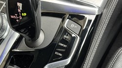 2019 (19) BMW 5 SERIES 520i M Sport Saloon 5846790