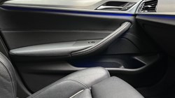 2019 (19) BMW 5 SERIES 520i M Sport Saloon 5846788