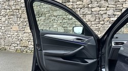 2019 (19) BMW 5 SERIES 520i M Sport Saloon 5846810