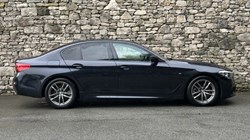 2019 (19) BMW 5 SERIES 520i M Sport Saloon 5846842