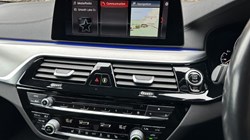 2019 (19) BMW 5 SERIES 520i M Sport Saloon 5846804