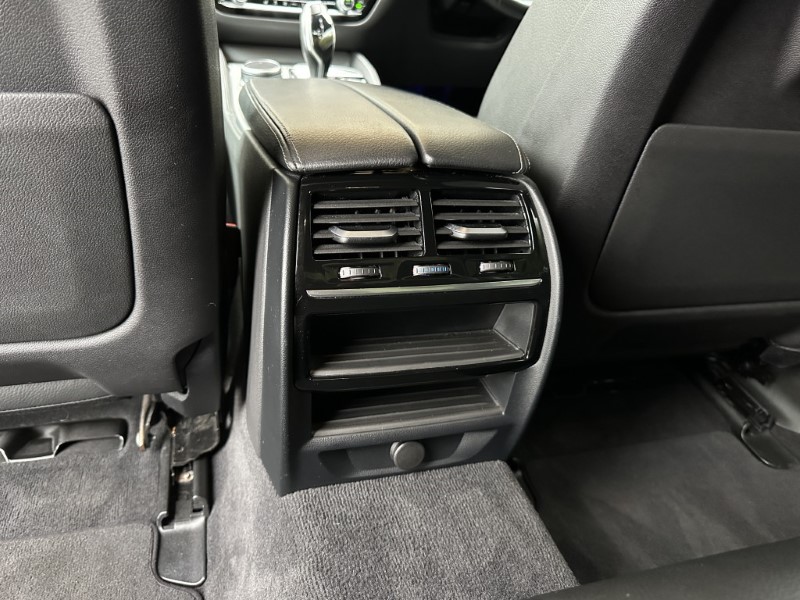 2019 (19) BMW 5 SERIES 520i M Sport Saloon  5846812