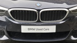 2019 (19) BMW 5 SERIES 520i M Sport Saloon 5846836