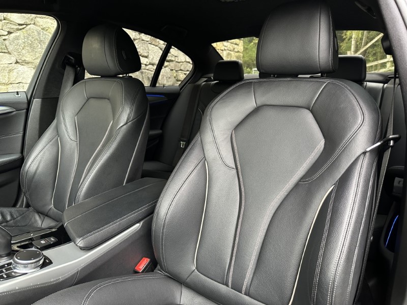 2019 (19) BMW 5 SERIES 520i M Sport Saloon  5846819