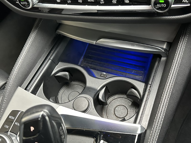 2019 (19) BMW 5 SERIES 520i M Sport Saloon  5846798