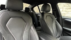 2019 (19) BMW 5 SERIES 520i M Sport Saloon 5846785
