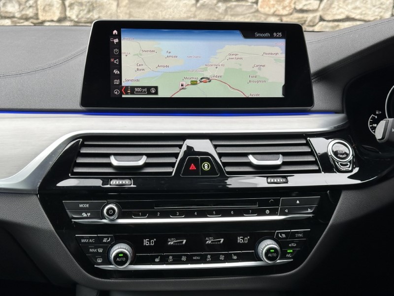 2019 (19) BMW 5 SERIES 520i M Sport Saloon  5846809