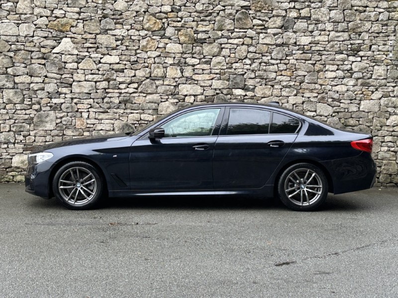 2019 (19) BMW 5 SERIES 520i M Sport Saloon  5846826