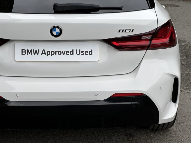 2023 (73) BMW 1 SERIES 118i M Sport 5dr  5925836