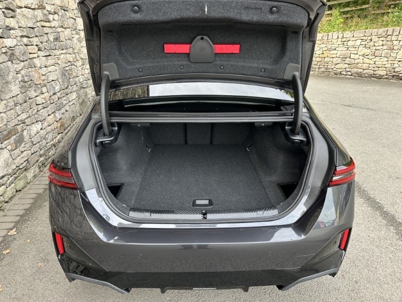 2026 (75) BMW I5 eDrive40 M Sport Pro Saloon  5862773