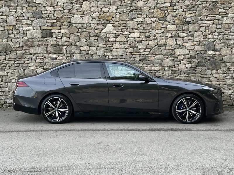 2026 (75) BMW I5 eDrive40 M Sport Pro Saloon  5862772