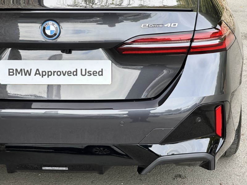 2026 (75) BMW I5 eDrive40 M Sport Pro Saloon  5862776