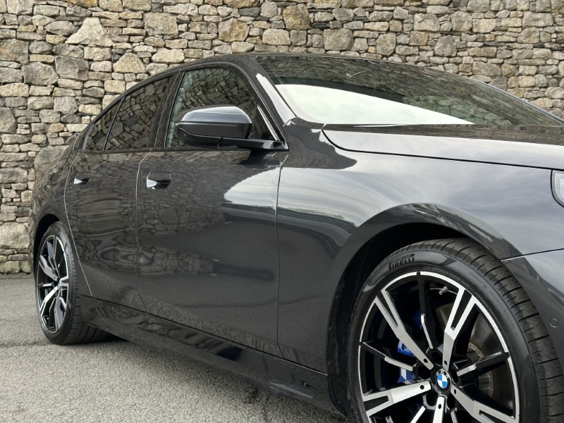 2026 (75) BMW I5 eDrive40 M Sport Pro Saloon  5862835