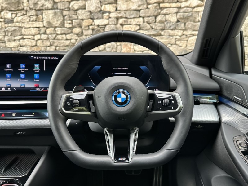 2026 (75) BMW I5 eDrive40 M Sport Pro Saloon  5862816
